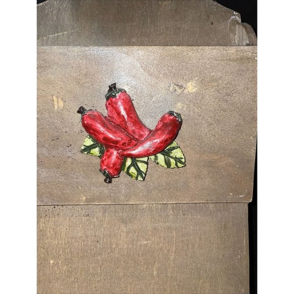 Red Chili Peppers Wall Hanging Hand Painted Ceramic Wood Home Decor Kitchen Mail - Picture 4 of 5